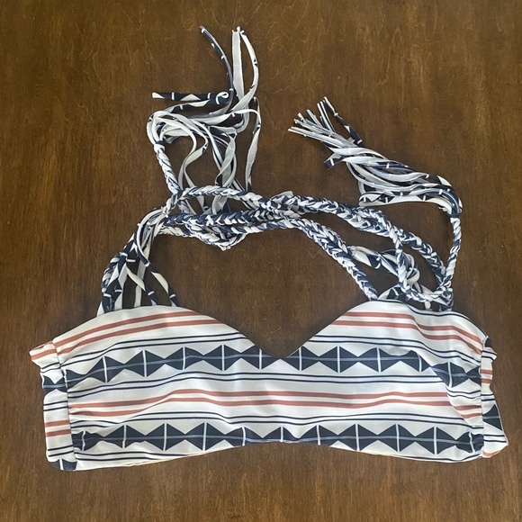 EUC ACACIA BIKINI MED TOP CRISS CROS BACK TIE - Picture 1 of 3